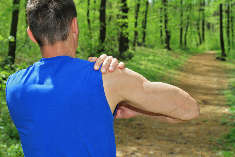 Why is my shoulder hurting when I run? - Chris Bailey Orthopaedics